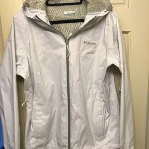 Women’s Columbia rain jacket